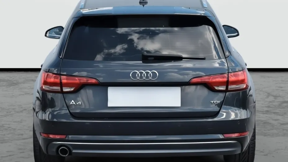 Audi A4 -