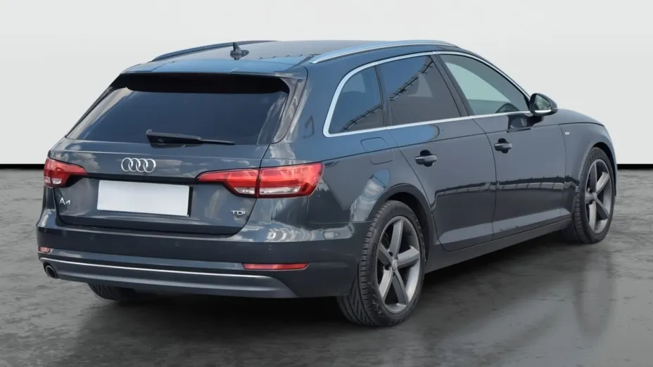 Audi A4 -