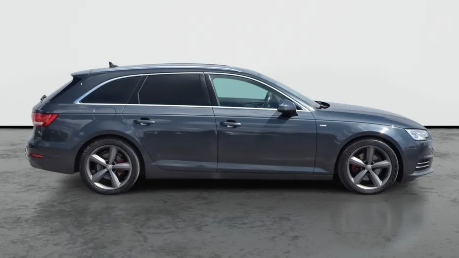 Audi A4 -
