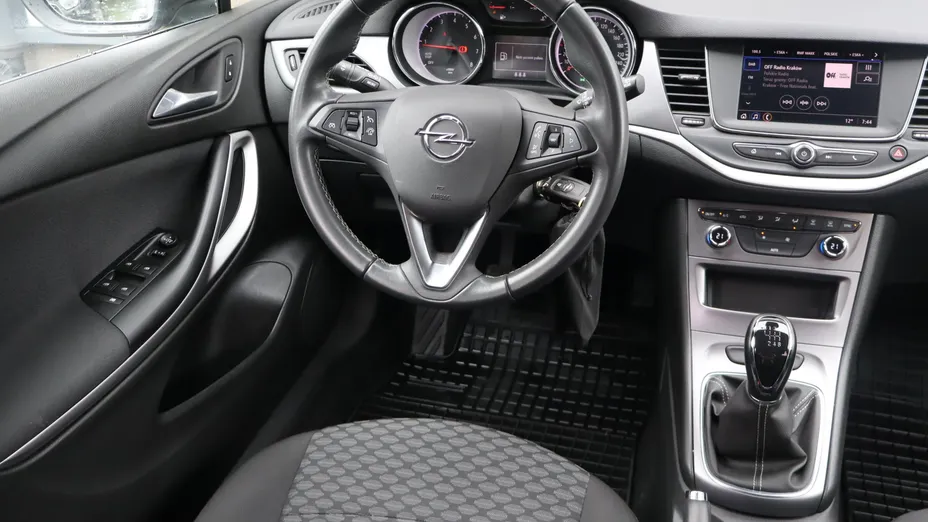 Opel Astra -