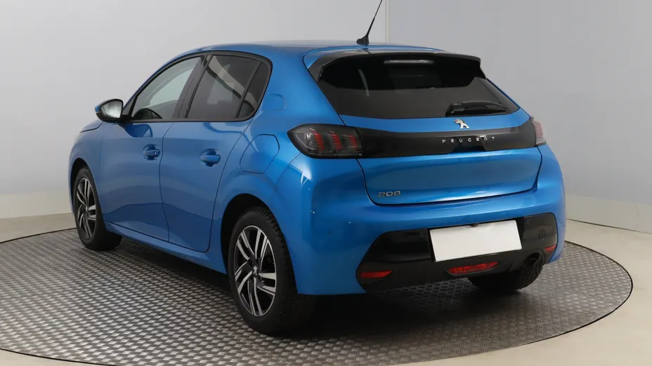 Peugeot 208 -