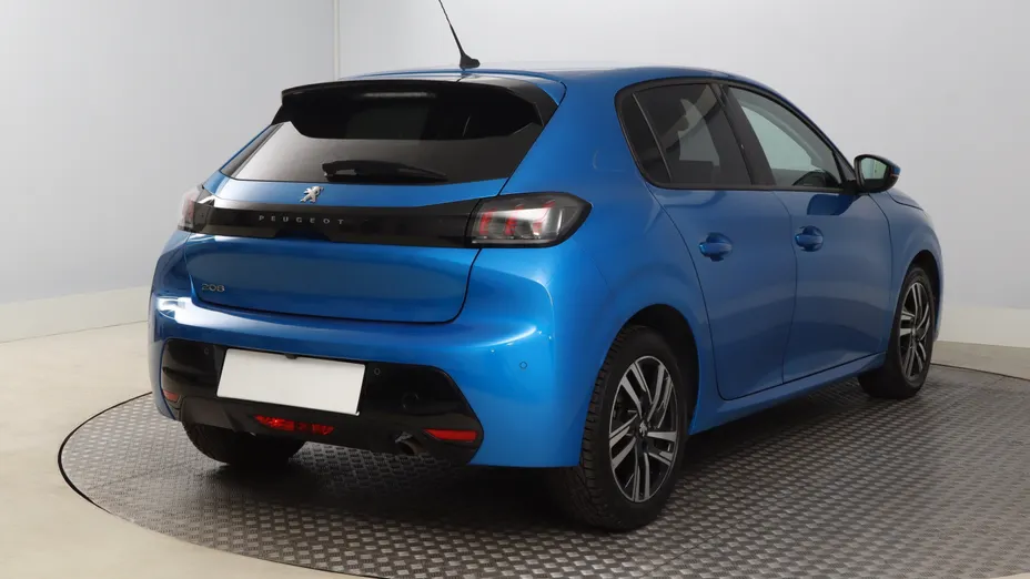 Peugeot 208 -