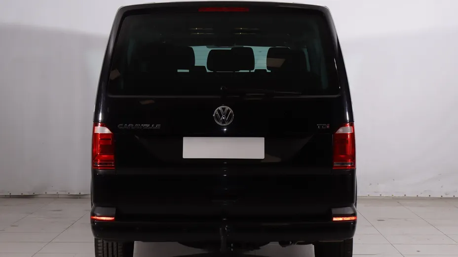 VW Caravelle -