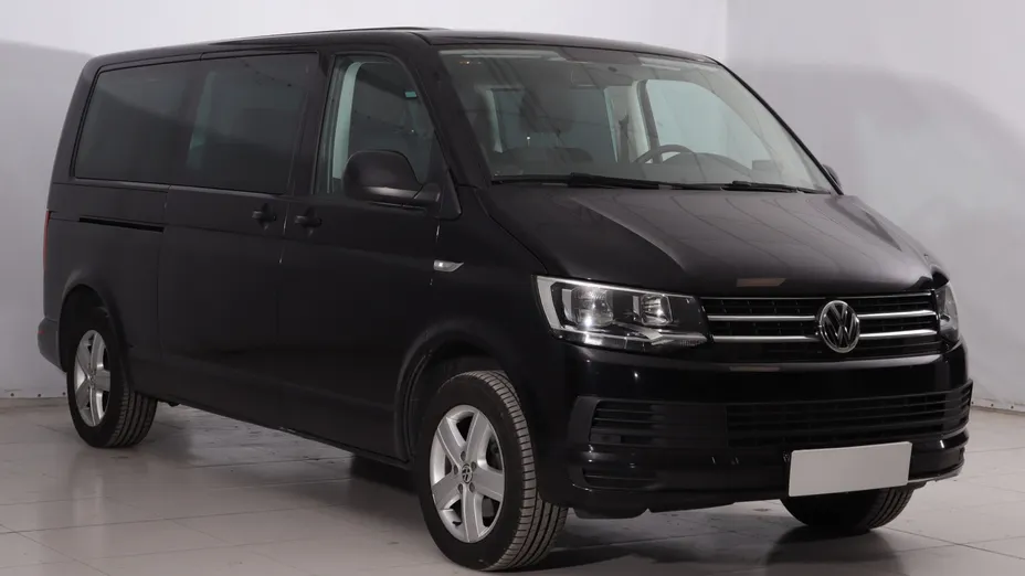 VW Caravelle -