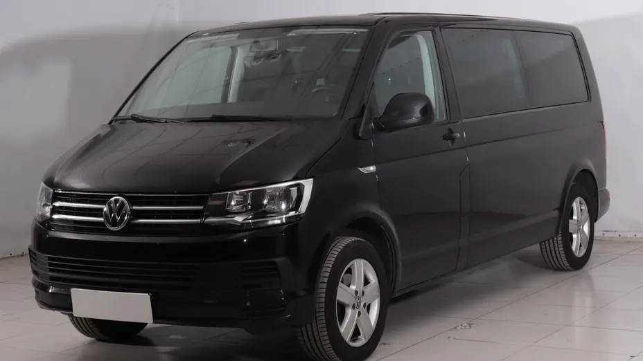 VW Caravelle -