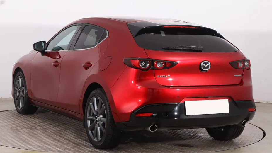 Mazda 3 -