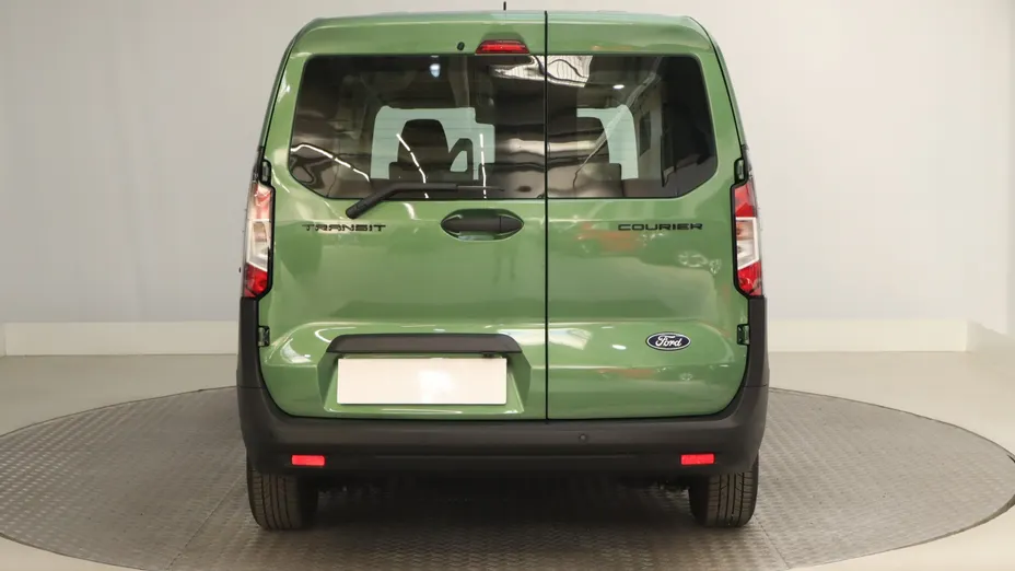 Ford Transit Courier -