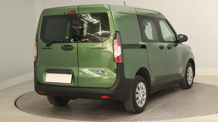 Ford Transit Courier -