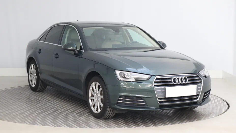 Audi A4 -