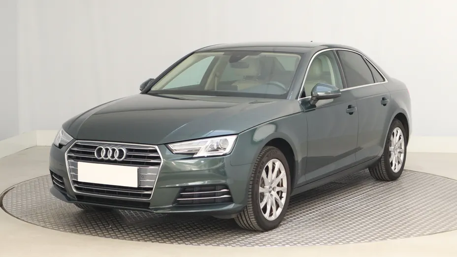 Audi A4 -