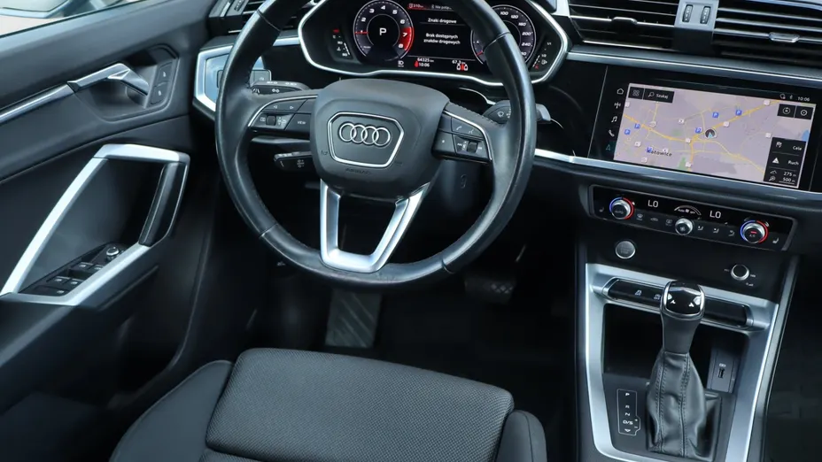 Audi Q3 -