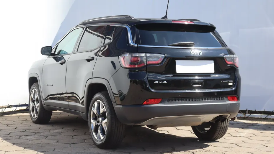 Jeep Compass -
