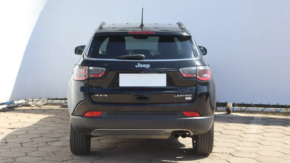 Jeep Compass -