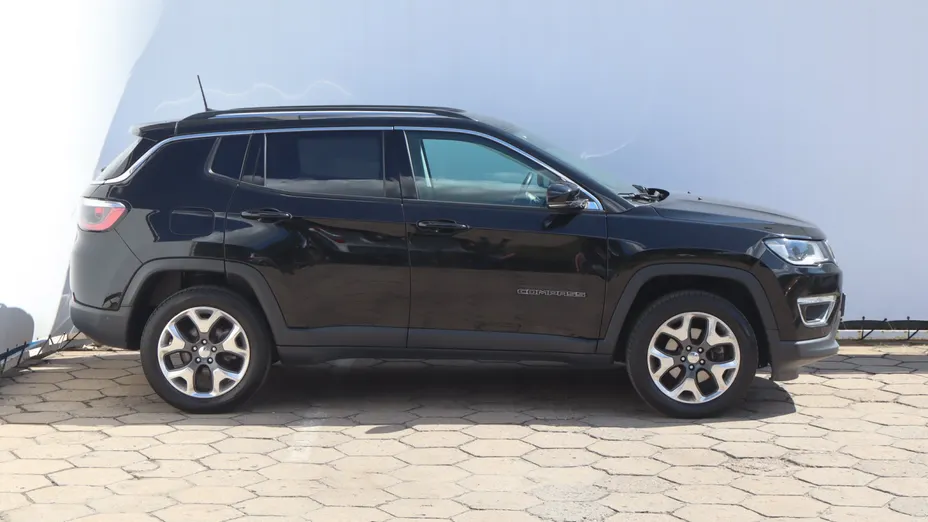 Jeep Compass -