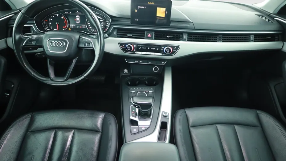 Audi A4 -