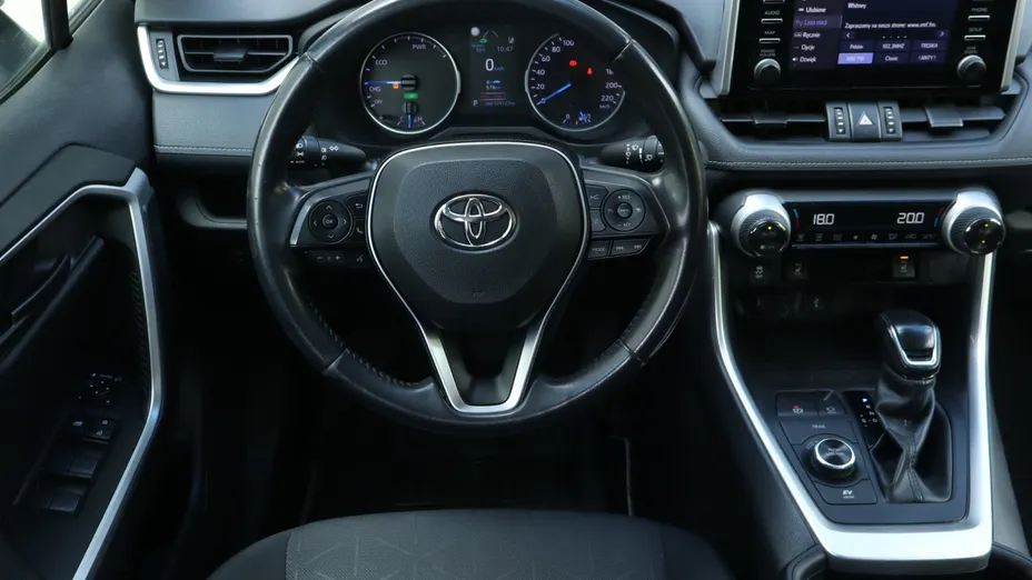 Toyota RAV4 -