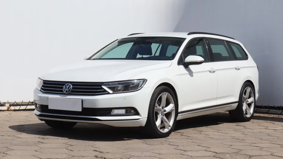 VW Passat -