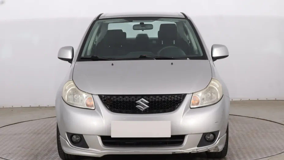 Suzuki SX4 -