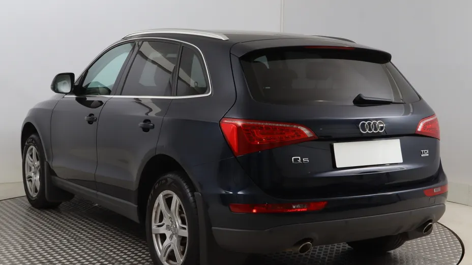 Audi Q5 -
