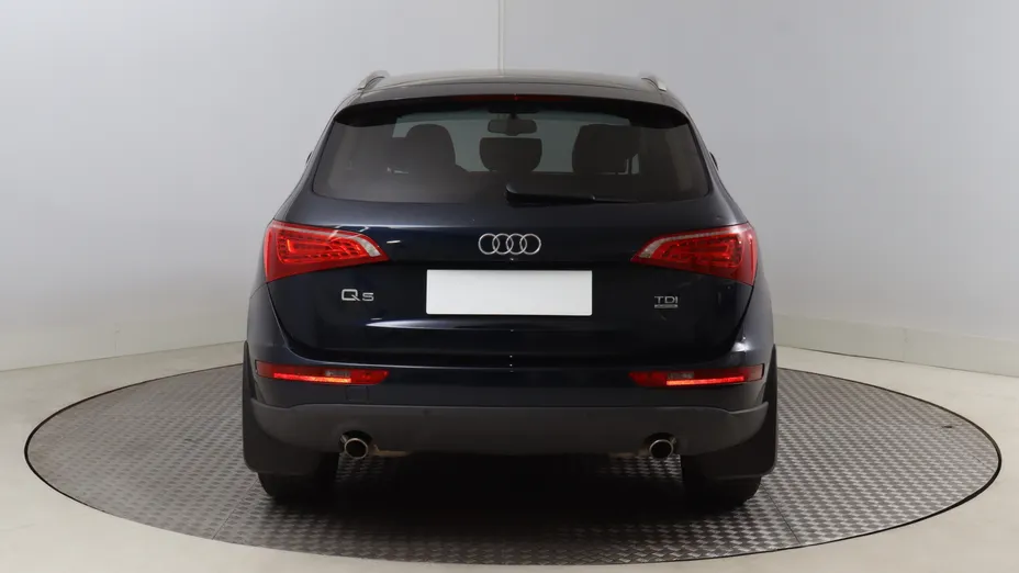 Audi Q5 -