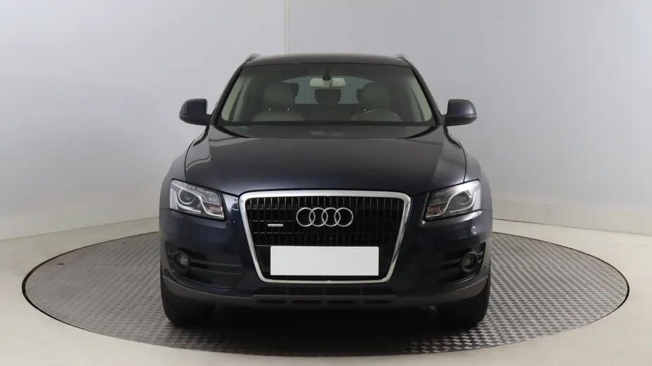 Audi Q5 -