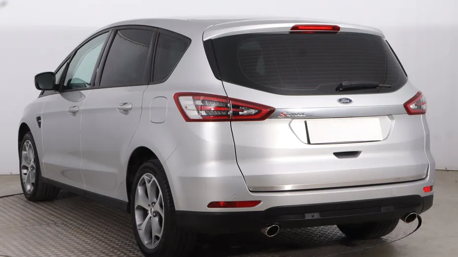 Ford S-MAX -