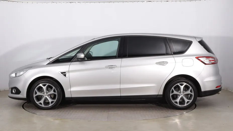 Ford S-MAX -