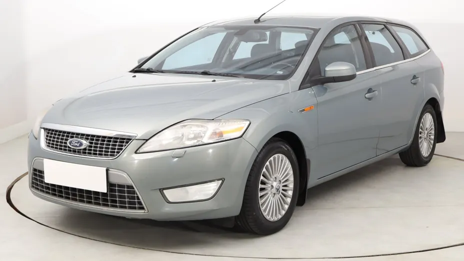 Ford Mondeo -