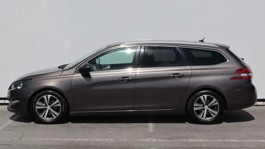 Peugeot 308 -