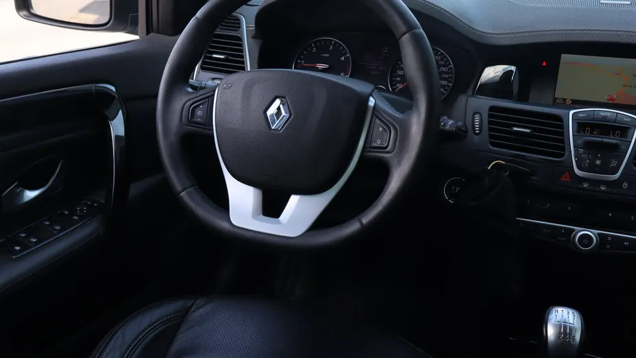 Renault Laguna -