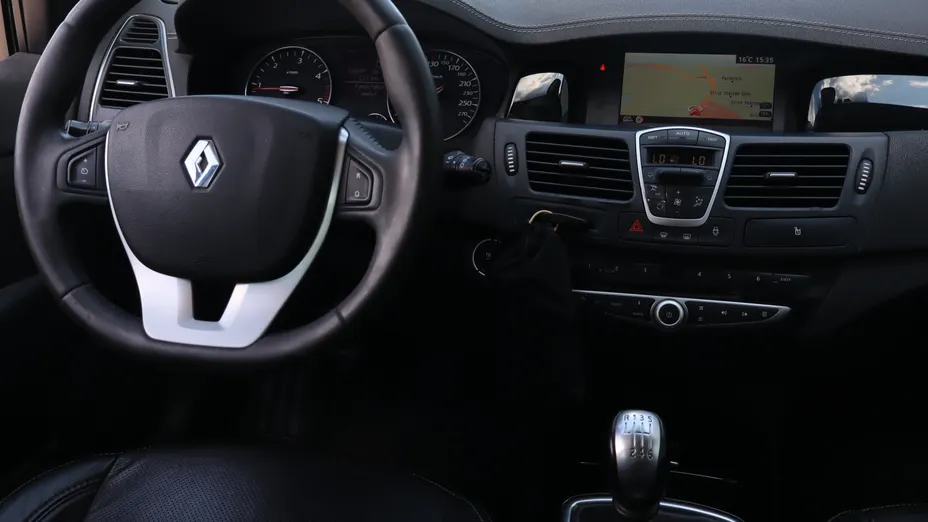 Renault Laguna -
