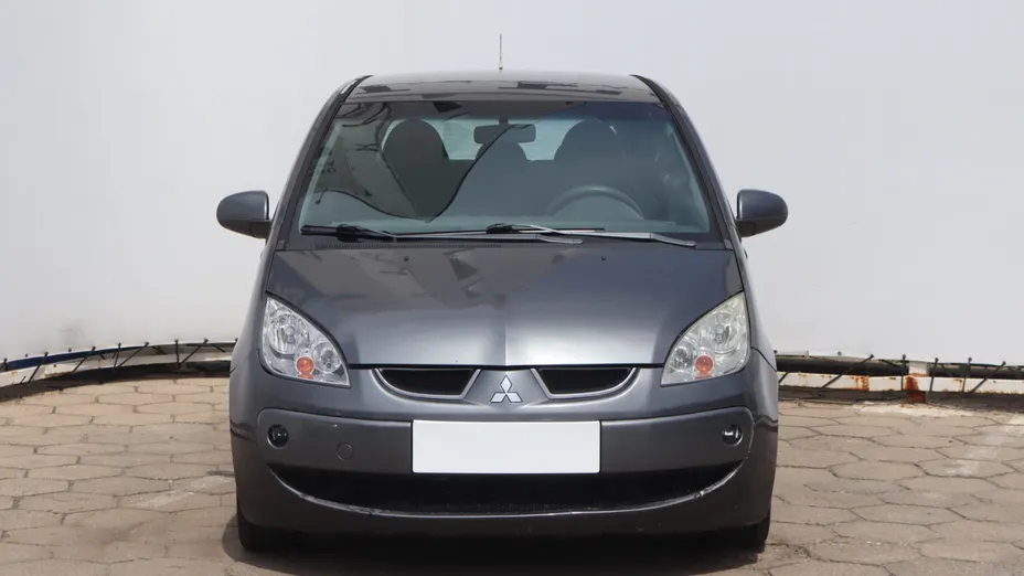 Mitsubishi Colt -