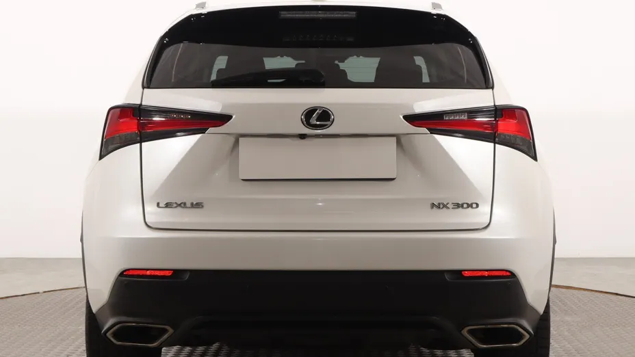 Lexus NX -