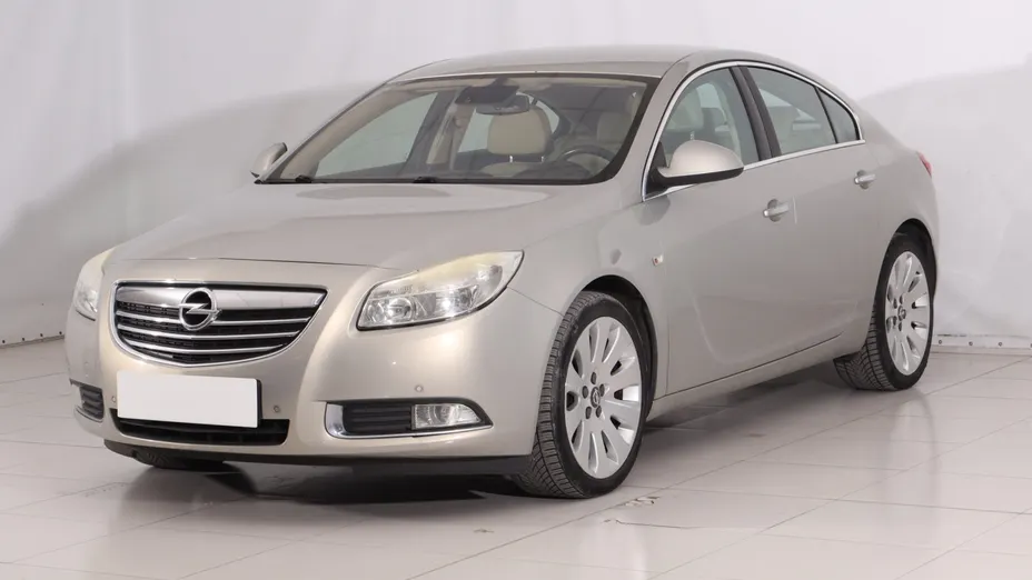 Opel Insignia -