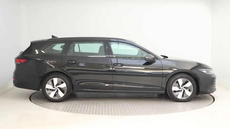 VW Passat -