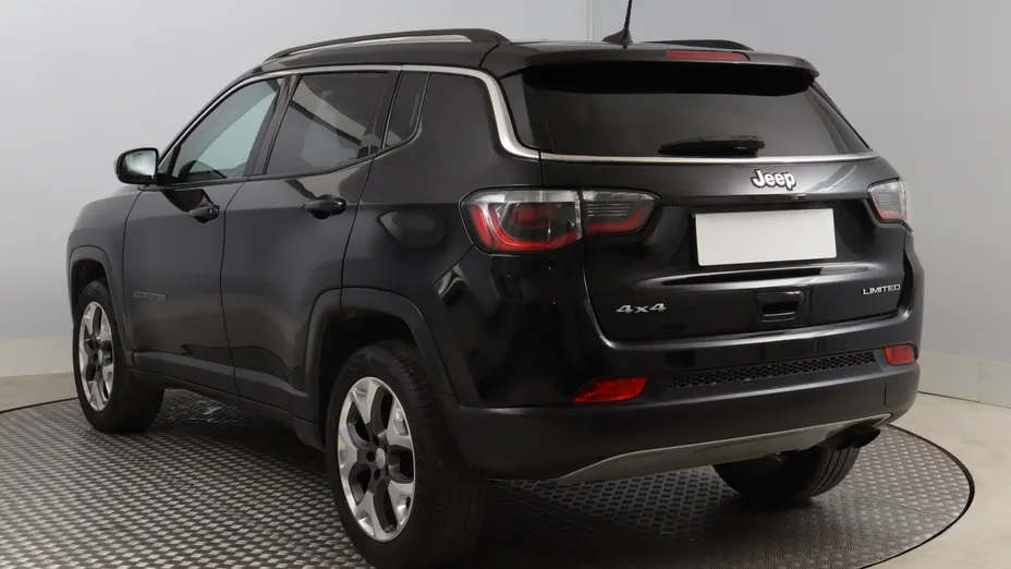 Jeep Compass -