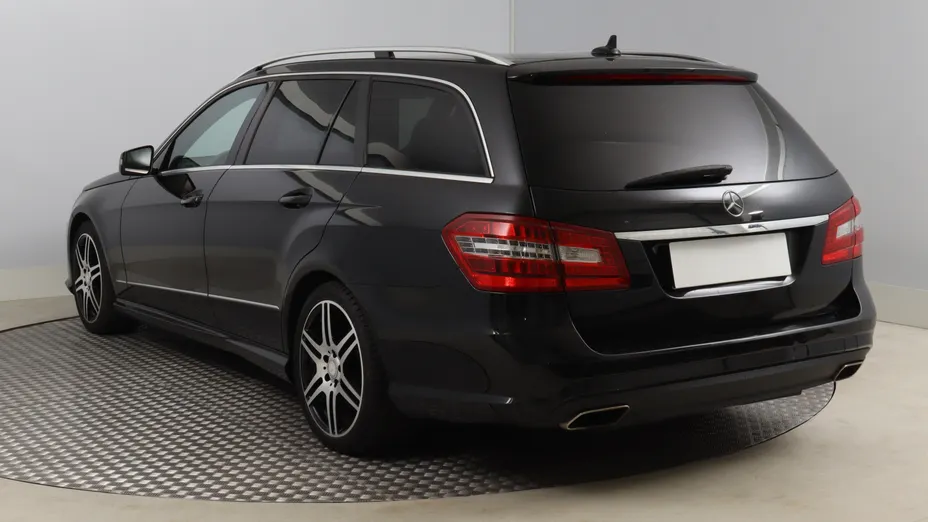 Mercedes E Klasa -