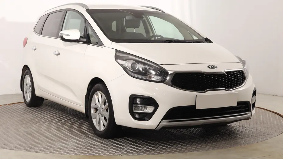 Kia Carens -