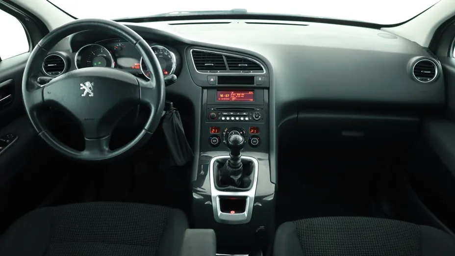 Peugeot 5008 -