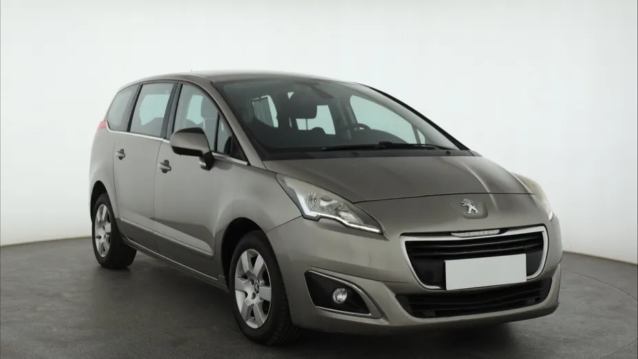 Peugeot 5008 -