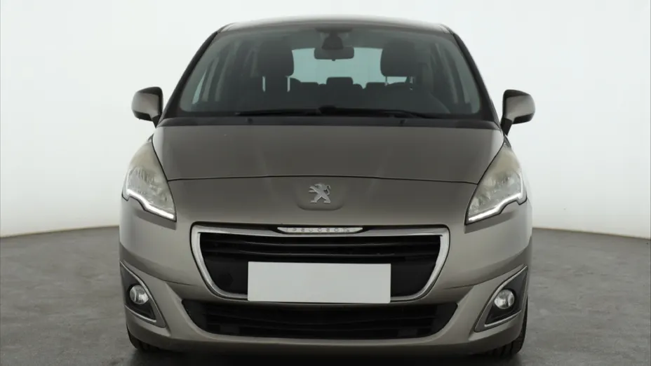 Peugeot 5008 -