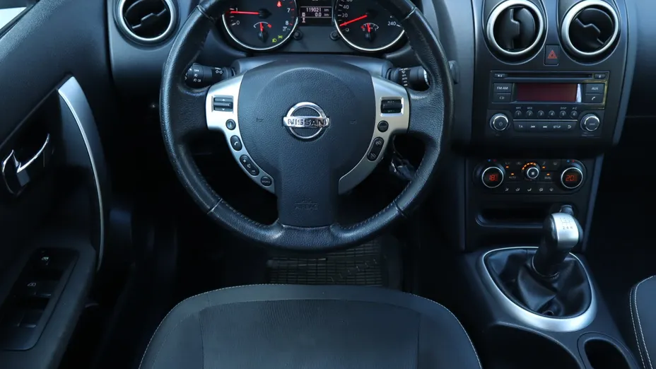 Nissan Qashqai -