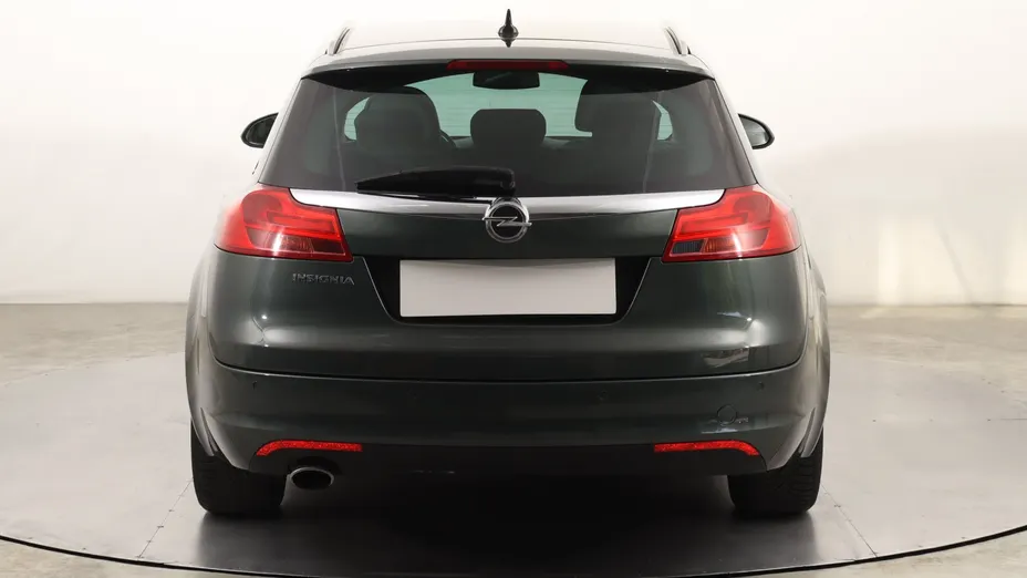 Opel Insignia -