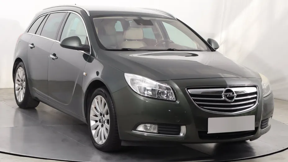 Opel Insignia -