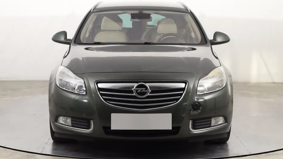 Opel Insignia -