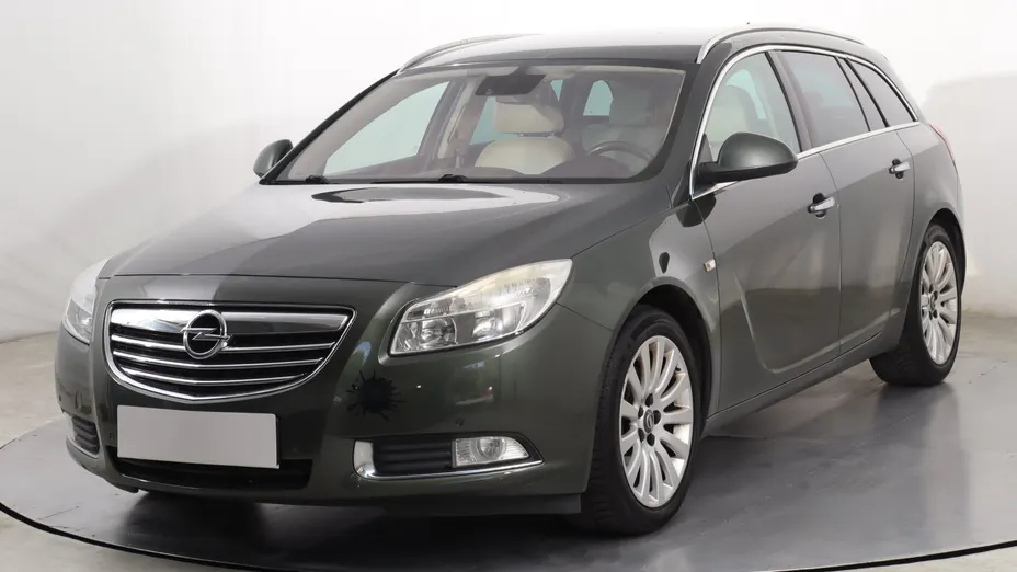 Opel Insignia -