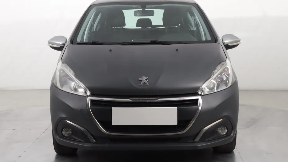 Peugeot 208 -