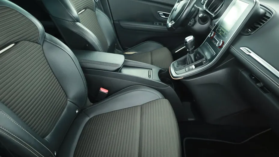 Renault Scenic -