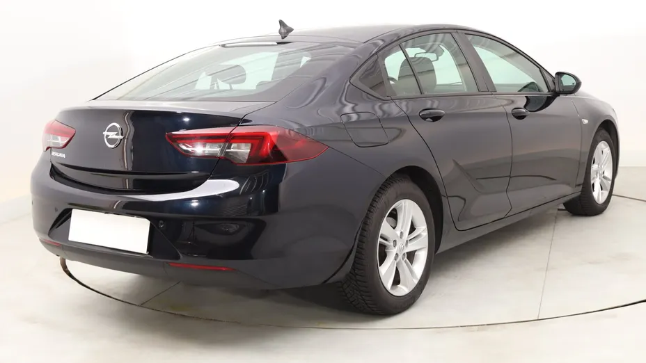 Opel Insignia -
