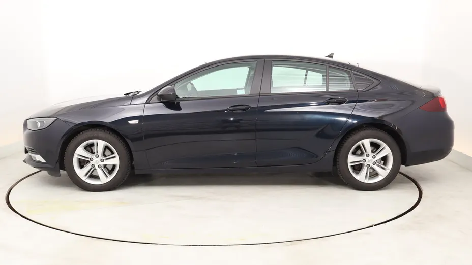 Opel Insignia -